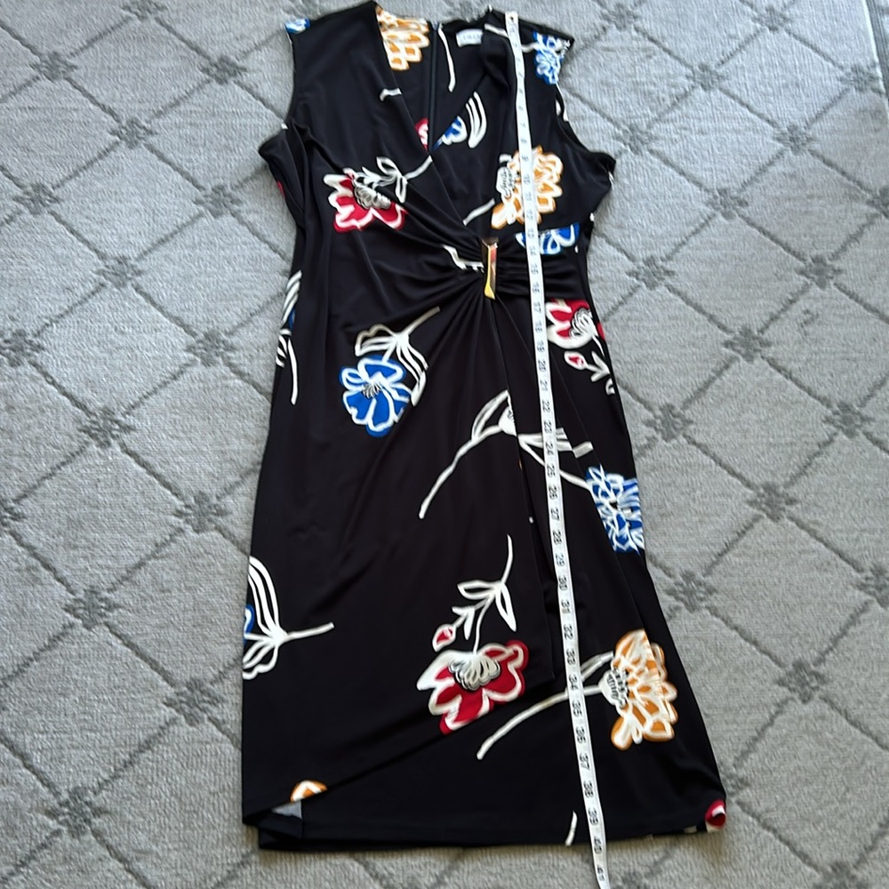 Calvin Klein dress - Picture 4 of 5
